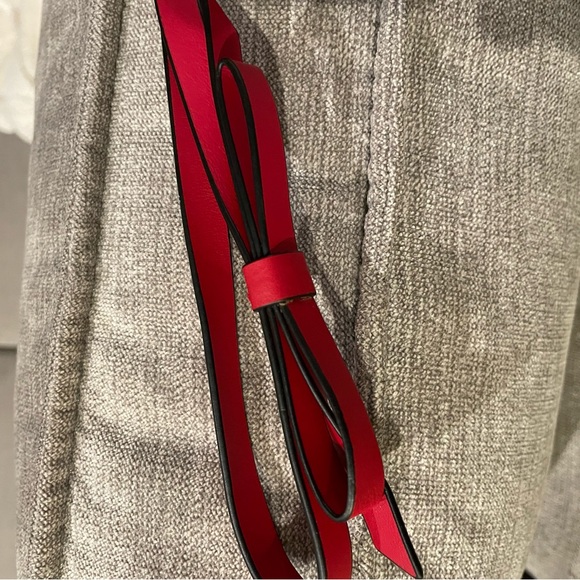 ZAC Zac Posen Chili Red Earthette wallet wristlet. Bow strap. 100% leather. - Picture 5 of 8